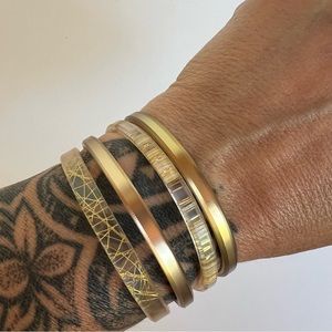 Color By Amber Skinny Bracelet Stack